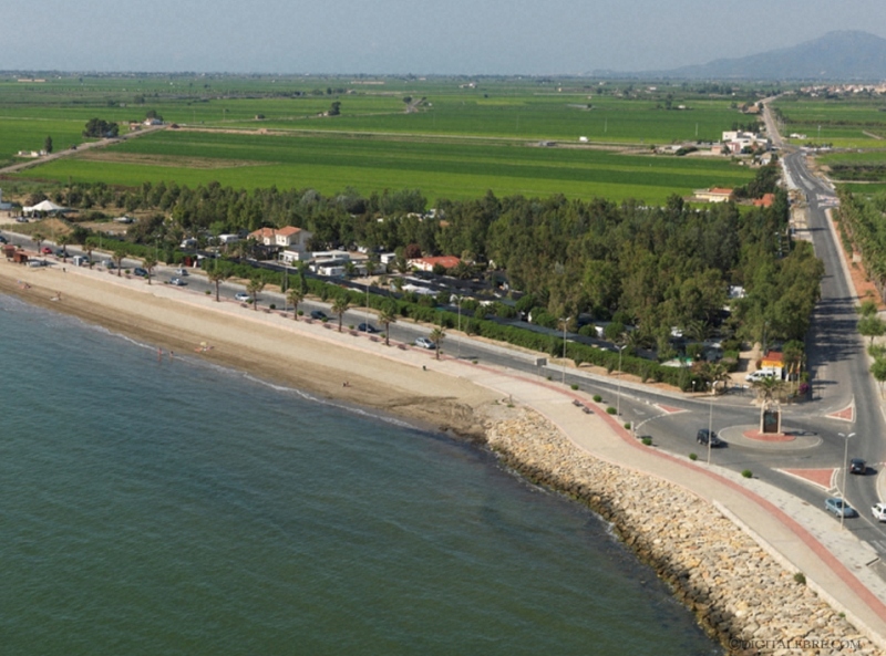 BungaLOW-COST del mes: Ampolla Playa