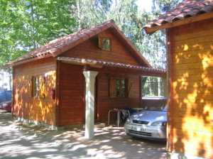 Cabañas de madera y bungalows en un entorno único ¡Ven a disfrutarlos!