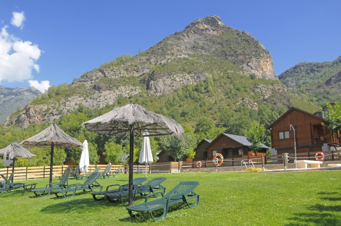 Desde Bungalows La Borda D'Arnaldet podrás disfrutar de la naturaleza ¡en familia!