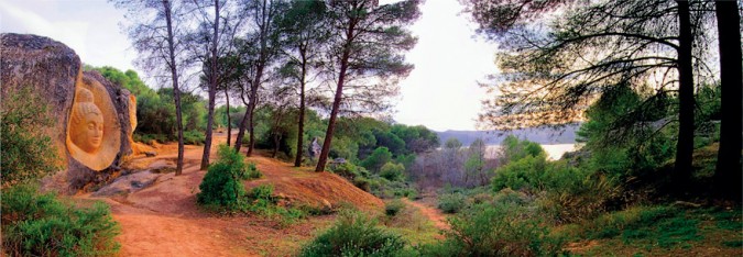 Ruta de las Caras en el Pantano de Buendía. Imagen de Ruta de las Caras