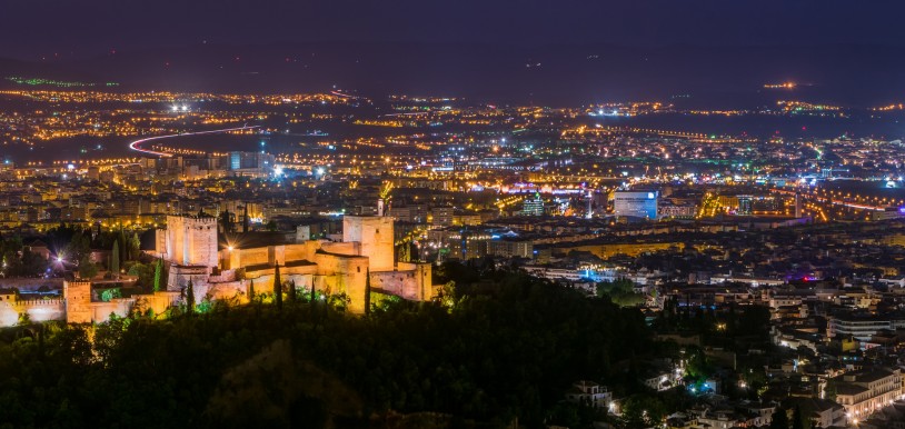 Vue de Grenade depuis le de mirador San Miguel.                 Cette image a une licence CC dans Flickr de Gregorio lutte Bailon