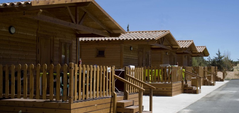 Precious wooden bungalows in which to enjoy your stay in Malaga!