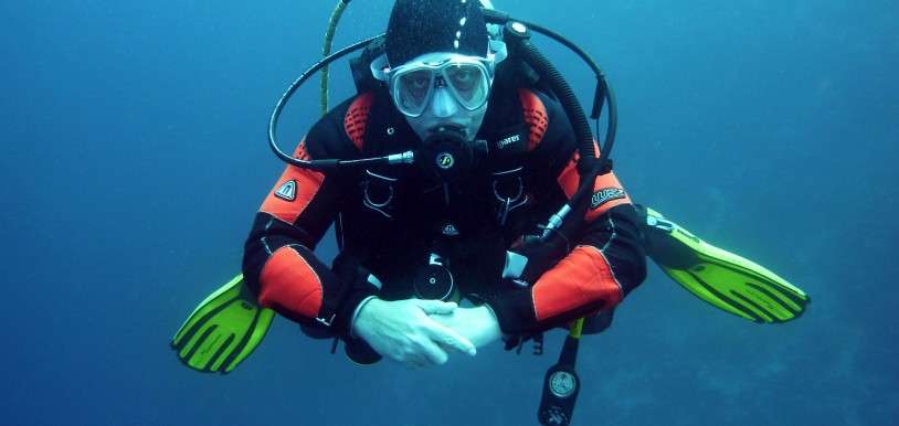 ¡Aventúrate y practica submarinismo en tus próximas vacaciones!