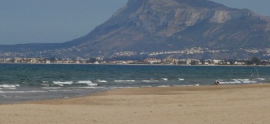 beach holidays Spain Oliva