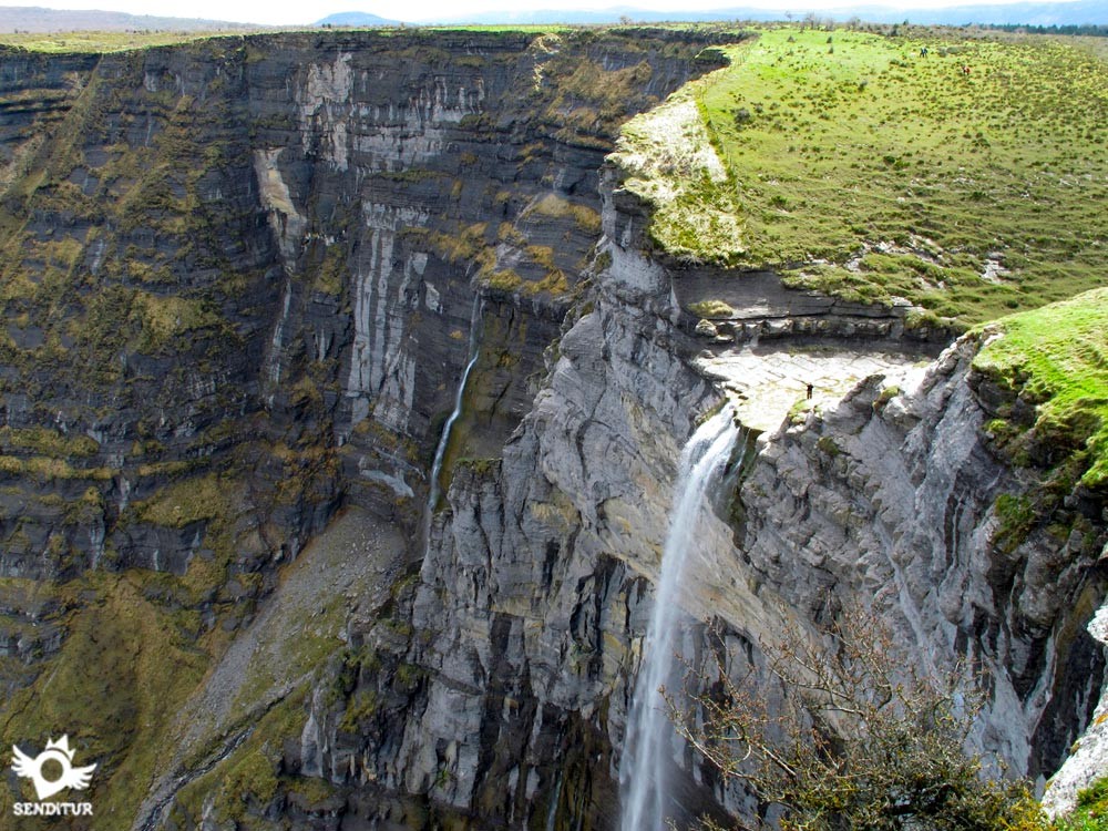 Los saltos de agua más impresionantes de España