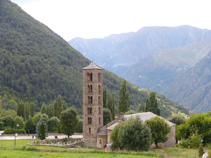 romanico lleida pirineos historia iglesia montana