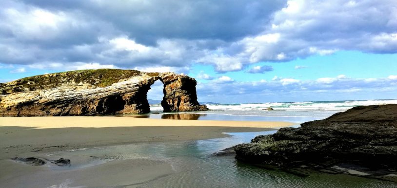 playa catedrales lugo galicia