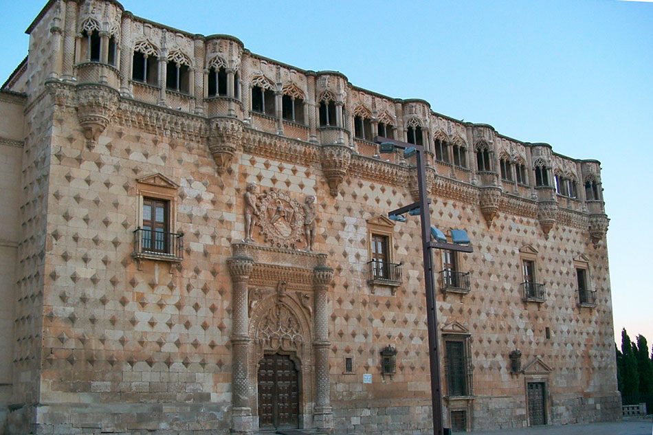 guadalajara palacio castilla la mancha