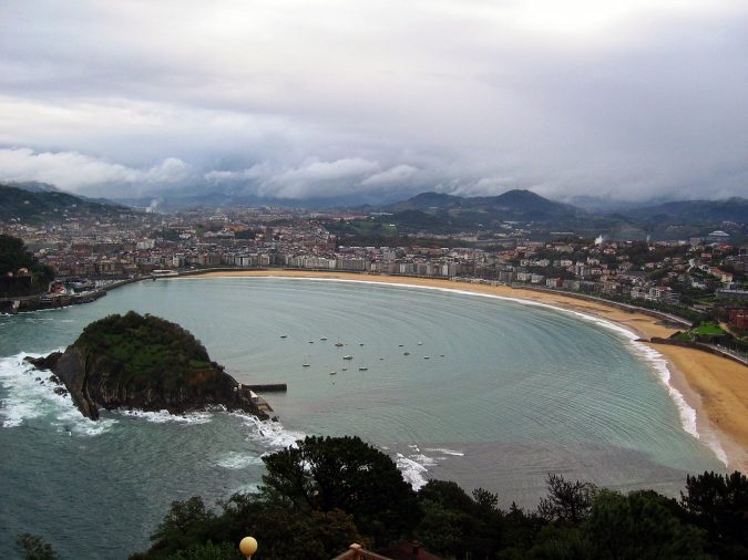 turismo ciudad pais vasco playa concha verano